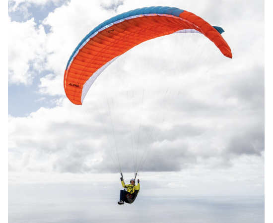 Alpha 7  Advance paragliding
